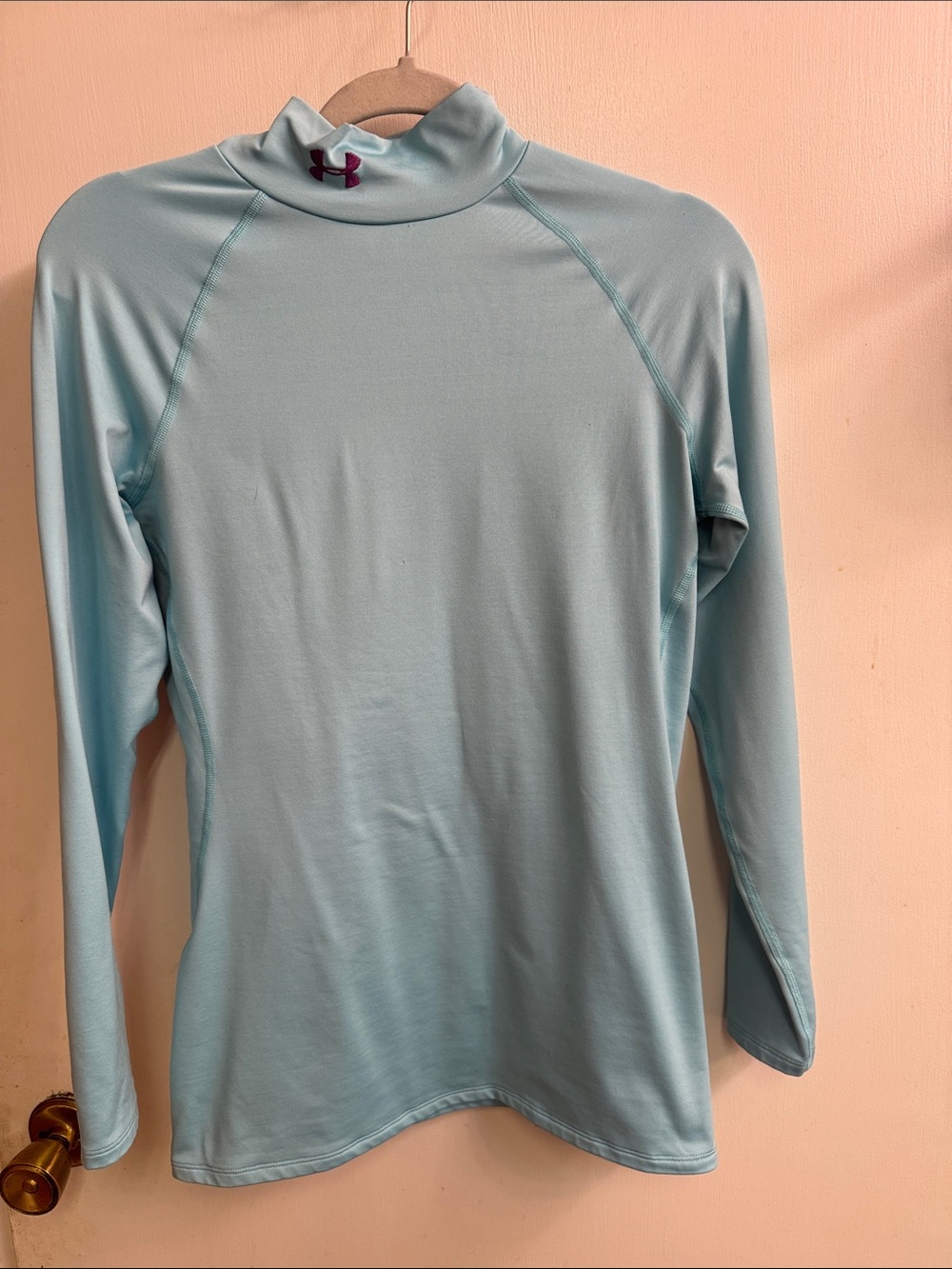Under Armour Cold Gear Light Blue Long Sleeve Mock Neck Performance Top